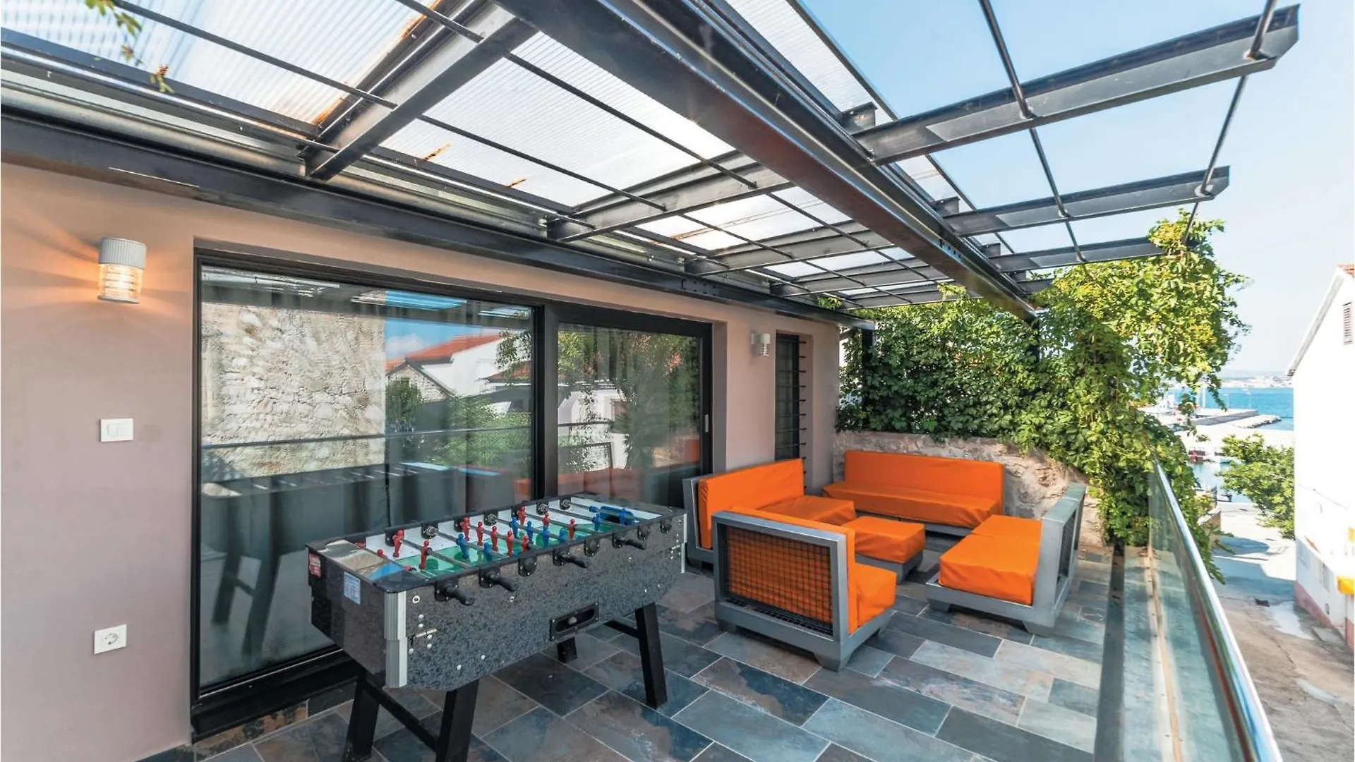 別荘 Beautiful Home In Tkon With Outdoor Swimming Pool クロアチア